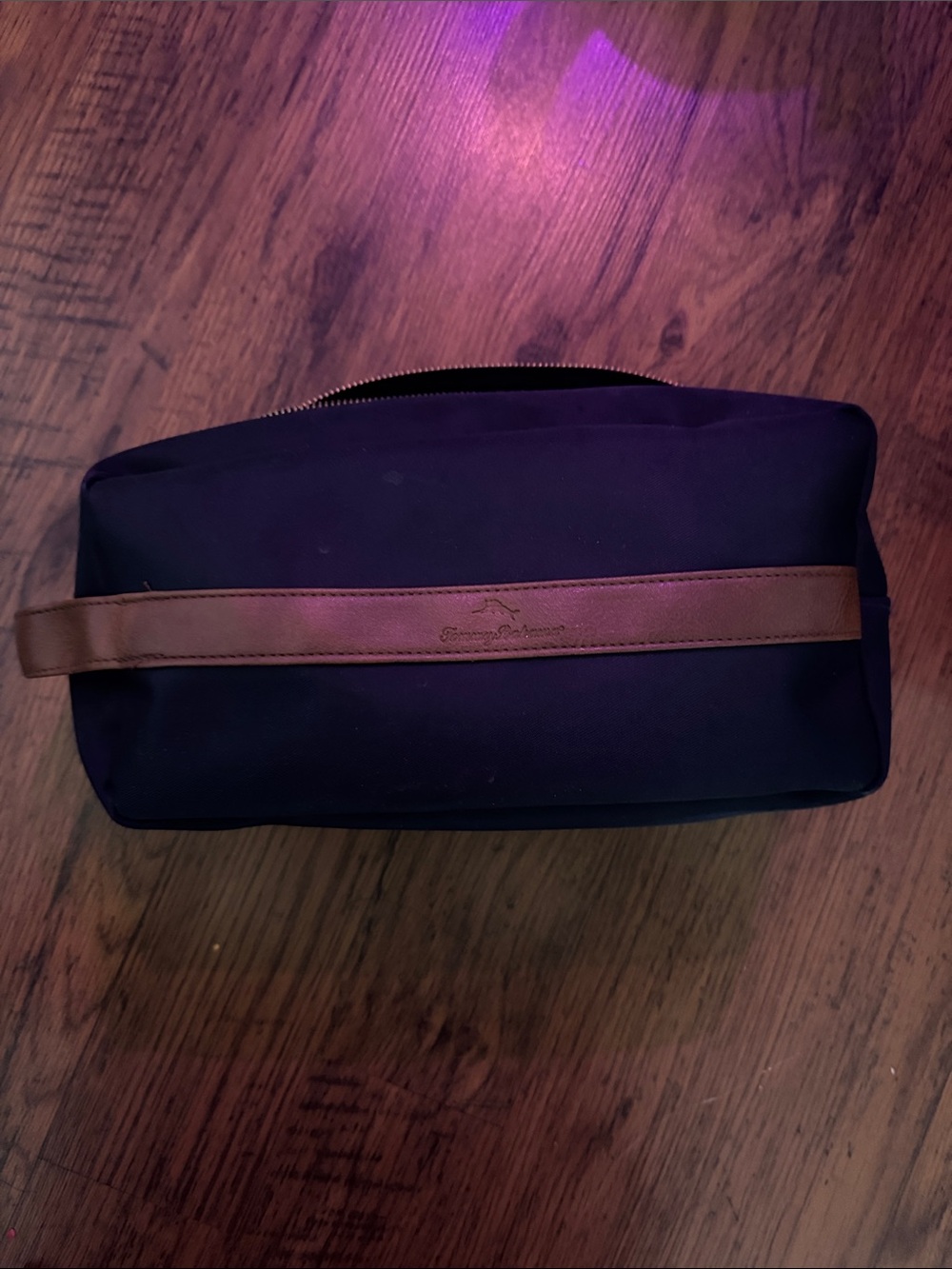 Tommy Bahama Navy Canvas Dopp Kit with Brown Leather Trim m.1.b1